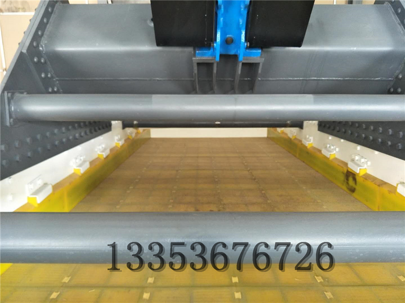 尾砂脫水篩-激振器式礦尾砂高頻脫水篩-廠家定制生產(chǎn)2 尾砂脫水篩-激振器式礦尾砂高頻脫水篩-廠家定制生產(chǎn)2